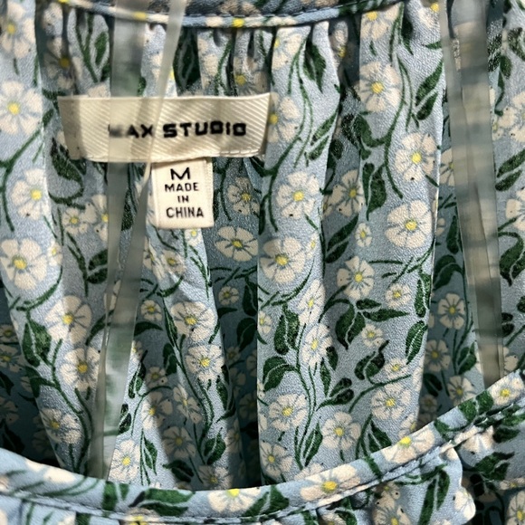 Ladies frilly shirt - Picture 2 of 3